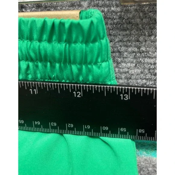 Nike Athletic Shorts DRI-FIT Standard Fit Green Kids Size L - Picture 8 of 10